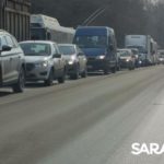 Тройная авария на Стрелке в Саратове парализовала движение по Большой Горной Тройная авария на Стрелке в Саратове парализовала движение по Большой Горной