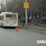 На Улешах в Саратове автобус попал в аварию