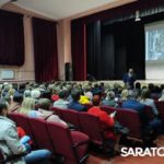 На встрече с жителями Ленинского района обсуждают развитие сквера «Территория детства»