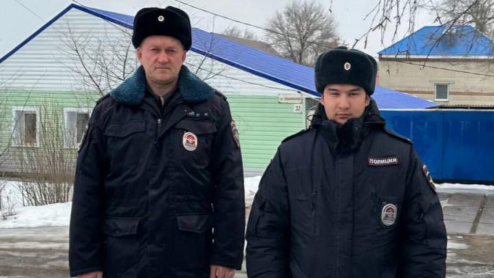 В Озинках мужчина избил и ограбил пенсионера В Озинках мужчина избил и ограбил пенсионера