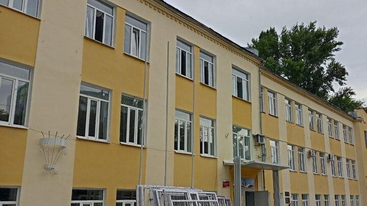 Из-за вирусов в Саратовской области еще закрыты 59 школ и 432 класса Из-за вирусов в Саратовской области еще закрыты 59 школ и 432 класса