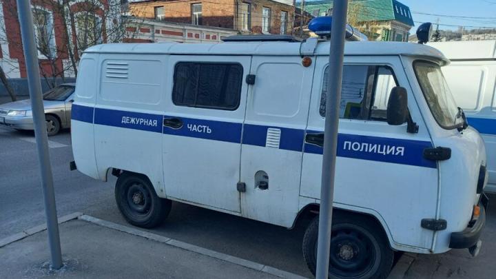 Саратовец пытался убить квартирантов из-за шумного поведения Саратовец пытался убить квартирантов из-за шумного поведения