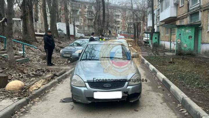 В Саратове «Приора» сбила полуторагодовалую девочку В Саратове «Приора» сбила полуторагодовалую девочку