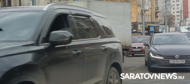 Две «ГАЗели» столкнулись на Рабочей в Саратове Две «ГАЗели» столкнулись на Рабочей в Саратове