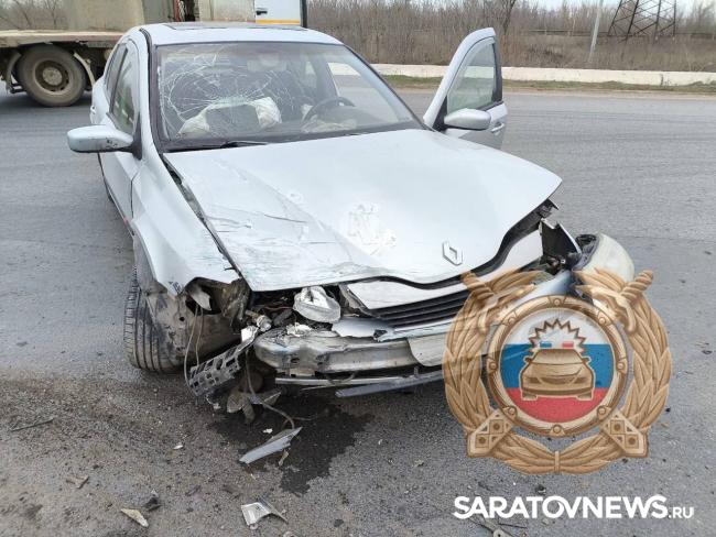 Женщина травмировалась в ДТП на повороте к Балаково Женщина травмировалась в ДТП на повороте к Балаково