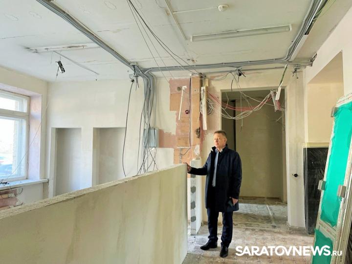 В Балаково в рамках нацпроекта ремонтируют два медучреждения В Балаково в рамках нацпроекта ремонтируют два медучреждения