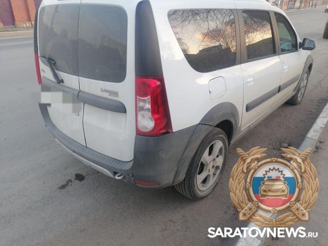 В Энгельсе произошла тройная авария: есть пострадавший В Энгельсе произошла тройная авария: есть пострадавший