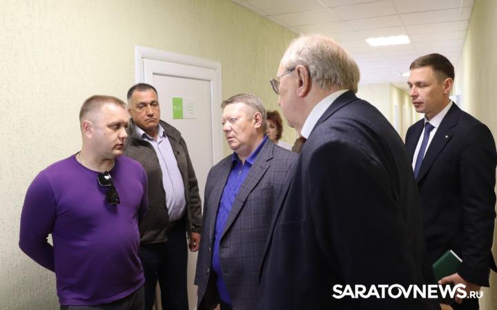 Николай Панков обсудил с коллективом Дергачёвской РБ вопросы кадров и оснащения Николай Панков обсудил с коллективом Дергачёвской РБ вопросы кадров и оснащения