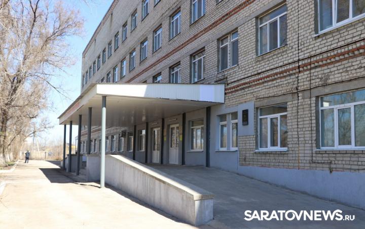 Николай Панков обсудил с коллективом Дергачёвской РБ вопросы кадров и оснащения Николай Панков обсудил с коллективом Дергачёвской РБ вопросы кадров и оснащения