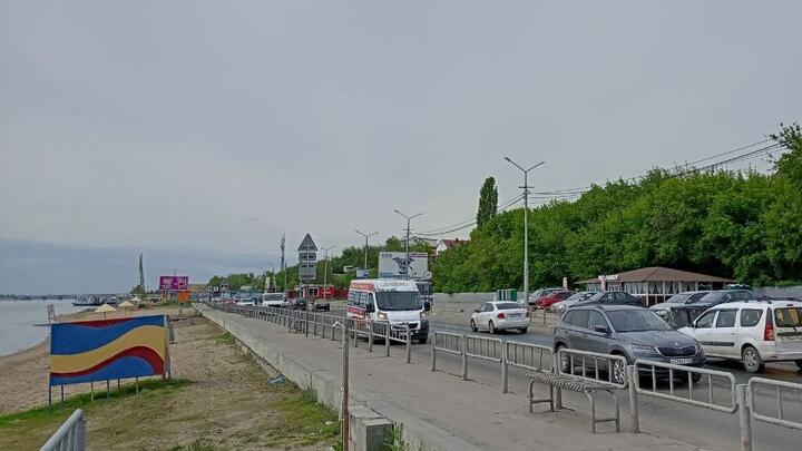 В Саратове к новому пляжу в Затоне пустят дополнительные автобусы В Саратове к новому пляжу в Затоне пустят дополнительные автобусы