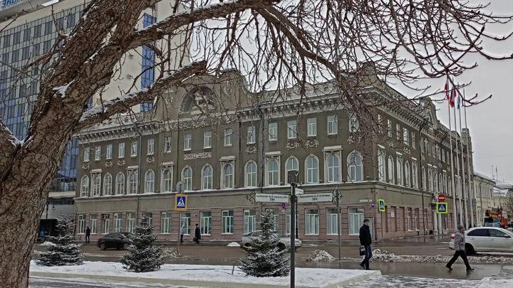 Мэрия Саратова берет в кредит более 1,5 миллиарда рублей Мэрия Саратова берет в кредит более 1,5 миллиарда рублей
