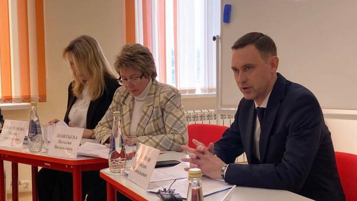 В энгельсских школах не хватает 54 педагога В энгельсских школах не хватает 54 педагога
