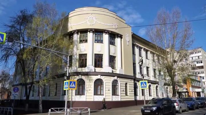 Школа № 2 Саратова откроется после реконструкции 21 апреля Школа № 2 Саратова откроется после реконструкции 21 апреля