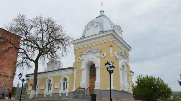 На благоустройство территории детской школы искусств в Вольске направят дополнительные средства На благоустройство территории детской школы искусств в Вольске направят дополнительные средства