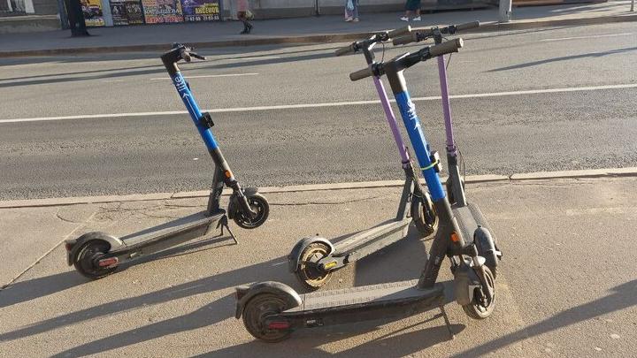 В Саратове за вождение электросамокатов детьми будут штрафовать на 30 тысяч рублей В Саратове за вождение электросамокатов детьми будут штрафовать на 30 тысяч рублей