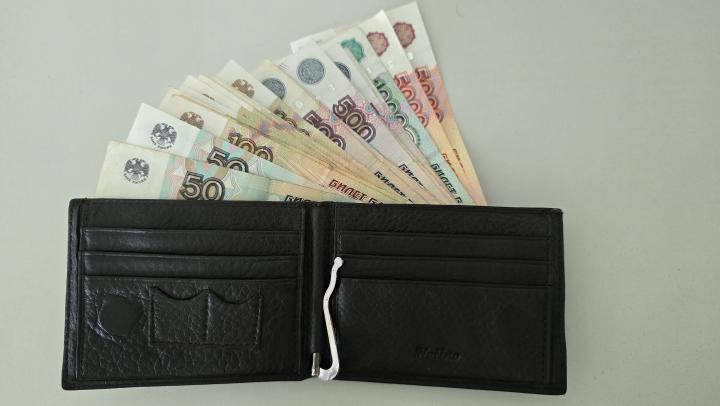 Жительница Энгельса накопила долгов за налоги на сумму около полумиллиона рублей Жительница Энгельса накопила долгов за налоги на сумму около полумиллиона рублей