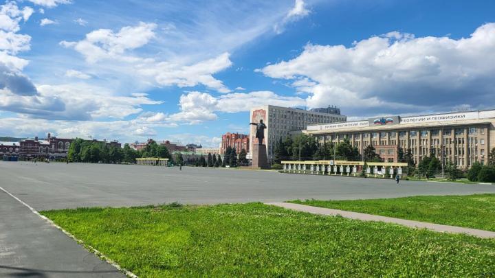В центре Саратова ограничат остановку и стоянку В центре Саратова ограничат остановку и стоянку