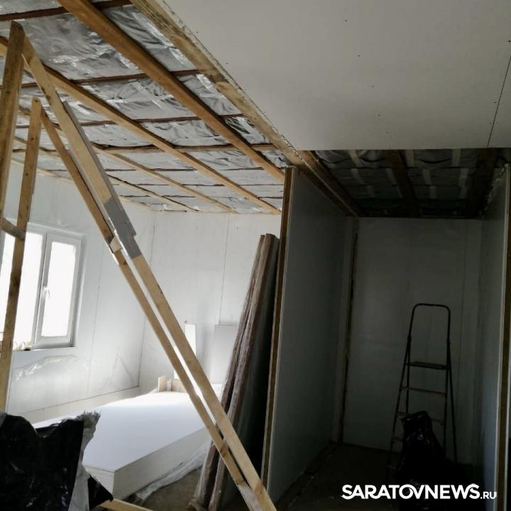 В селе Садовка Балтайского района продолжается возведение модульного ФАПа