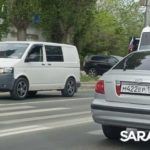 Транспортный коллапс на Шехурдина: маршрутка попала в ДТП с «Ларгусом»