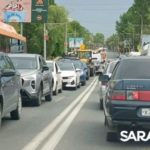 Маршрутка и иномарка создали длинную пробку на проспекте 50 лет Октября в Саратове
