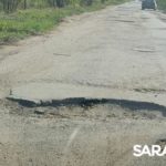 Разбитая дорога к Расловке: дачники ломают машины, чтобы добраться до участков Разбитая дорога к Расловке: дачники ломают машины, чтобы добраться до участков
