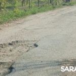 Разбитая дорога к Расловке: дачники ломают машины, чтобы добраться до участков Разбитая дорога к Расловке: дачники ломают машины, чтобы добраться до участков