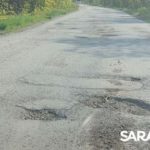 Разбитая дорога к Расловке: дачники ломают машины, чтобы добраться до участков Разбитая дорога к Расловке: дачники ломают машины, чтобы добраться до участков