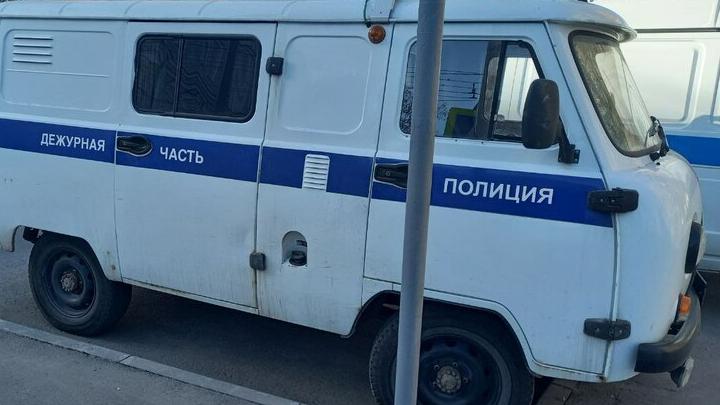 Жительница Ершова «сняла порчу» с пенсионерки за 12 тысяч рублей Жительница Ершова «сняла порчу» с пенсионерки за 12 тысяч рублей