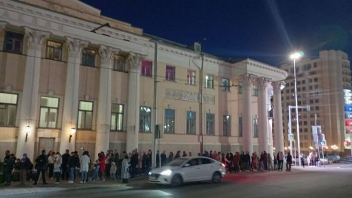 Более 40 тысяч саратовцев приняли участие в «Ночи музеев» Более 40 тысяч саратовцев приняли участие в «Ночи музеев»