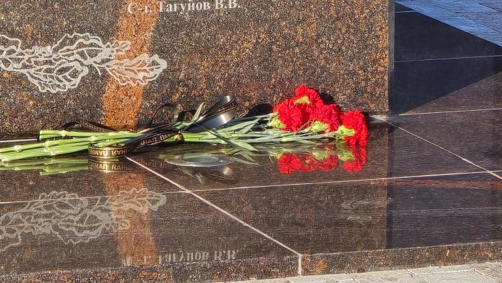 Саратовская область прощается с героями: четверо земляков погибли в зоне СВО Саратовская область прощается с героями: четверо земляков погибли в зоне СВО