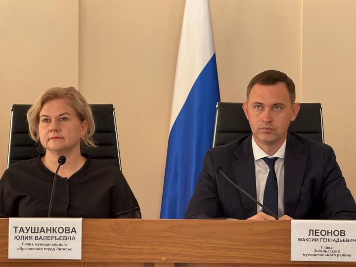 В Энгельсе создадут «зелёную комиссию» и внесут изменения в правила благоустройства В Энгельсе создадут «зелёную комиссию» и внесут изменения в правила благоустройства