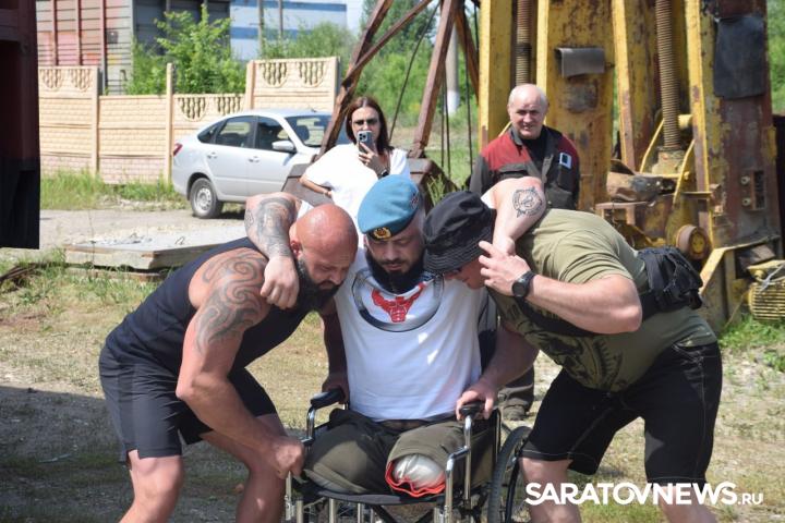 В Саратове ветеран СВО без ног установил мировой рекорд В Саратове ветеран СВО без ног установил мировой рекорд
