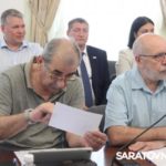 Чиновники закопали миллионы в тротуар: ливнёвка на набережной Саратова превратилась в решето Чиновники закопали миллионы в тротуар: ливнёвка на набережной Саратова превратилась в решето