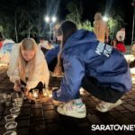 15 тысяч свечей в память о войне: в Саратове создали огненный образ героини-регулировщицы
