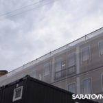 В Саратове на проспекте Столыпина начали реставрировать сгоревшую гостиницу «Россия»