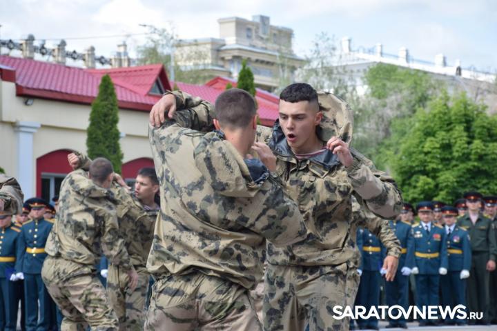 В Саратове состоялся выпускной офицеров института Росгвардии В Саратове состоялся выпускной офицеров института Росгвардии