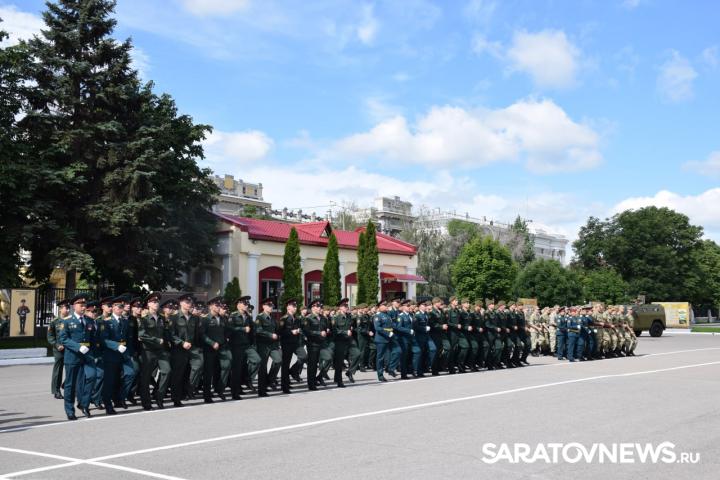 В Саратове состоялся выпускной офицеров института Росгвардии В Саратове состоялся выпускной офицеров института Росгвардии