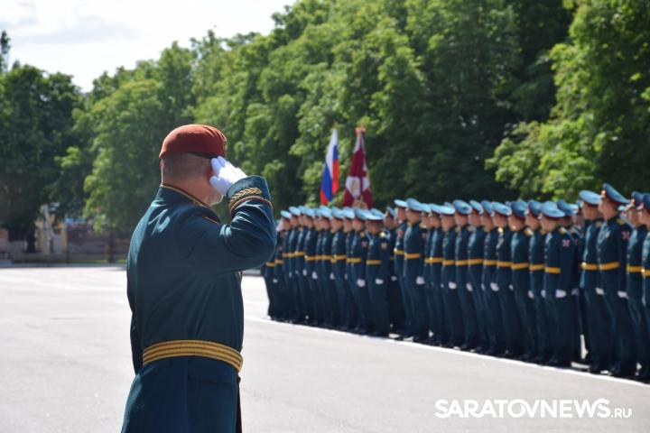 В Саратове состоялся выпускной офицеров института Росгвардии В Саратове состоялся выпускной офицеров института Росгвардии