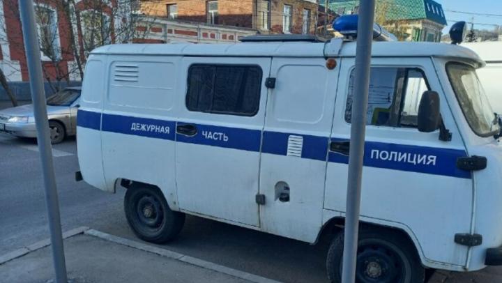 Зрелую даму из Татищево обокрал юный любовник Зрелую даму из Татищево обокрал юный любовник
