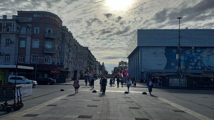 На проспекте Столыпина в Саратове произошла массовая драка На проспекте Столыпина в Саратове произошла массовая драка
