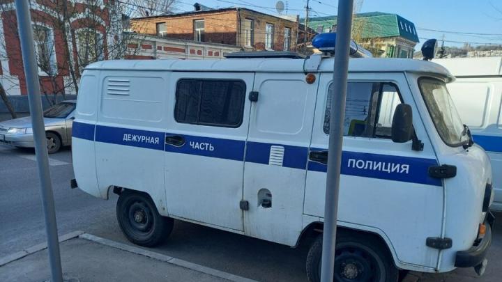 В Энгельсе рецидивист обокрал местную жительницу В Энгельсе рецидивист обокрал местную жительницу