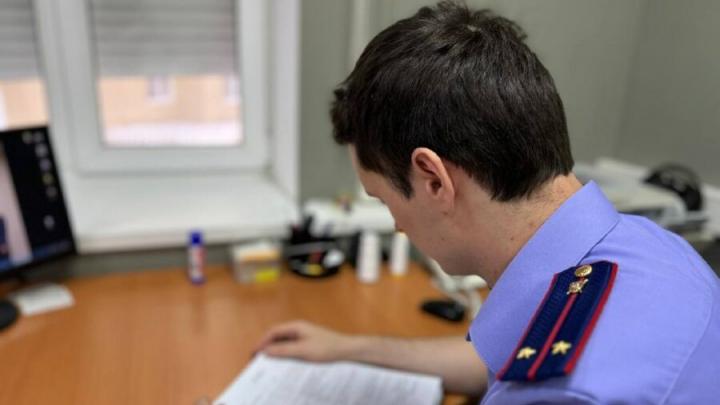 В Саратове застройщик «кинул» покупателей квартир на 300 млн рублей В Саратове застройщик «кинул» покупателей квартир на 300 млн рублей