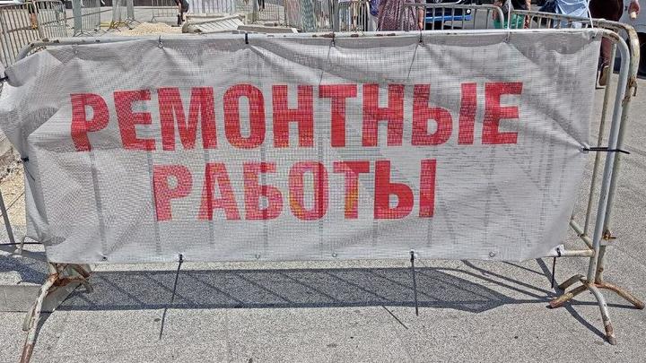 В Саратове закрыли движение по улице Мичурина В Саратове закрыли движение по улице Мичурина