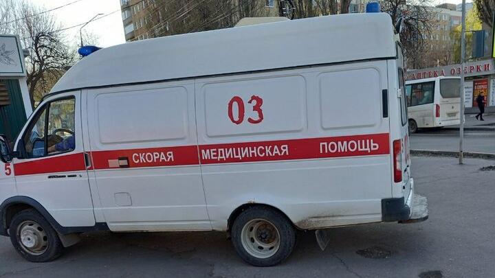 Рецидивист из Перелюбского района отхлестал прутом родственника Рецидивист из Перелюбского района отхлестал прутом родственника