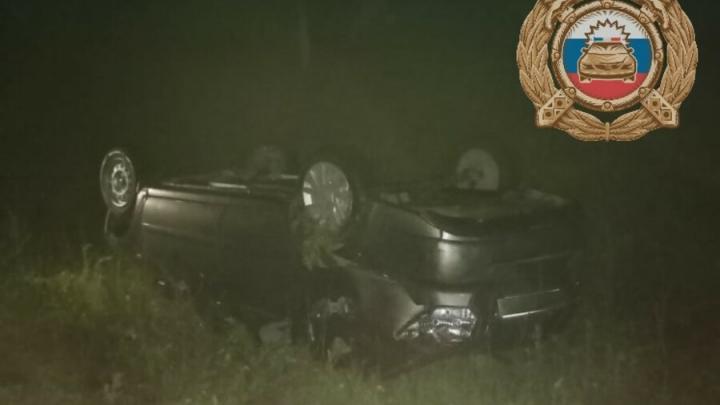«Лада Гранта» опрокинулась в Вольском районе: двое в больнице «Лада Гранта» опрокинулась в Вольском районе: двое в больнице