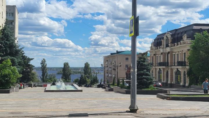72 млн под ноги: Волжскую в Саратове выложат камнем с Урала