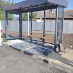 Неизвестные устроили ночной погром на остановках в Заводском районе Саратова Неизвестные устроили ночной погром на остановках в Заводском районе Саратова