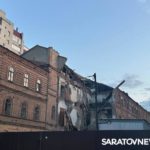 В Саратове провалилась крыша на здании казармы Деконского В Саратове провалилась крыша на здании казармы Деконского