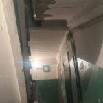 В саратовской многоэтажке обрушился лестничный пролет В саратовской многоэтажке обрушился лестничный пролет
