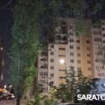 Саратовцы устроили стихийный мемориал у взорвавшегося дома